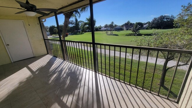 Photo - 1072 Keystone Dr Unit A