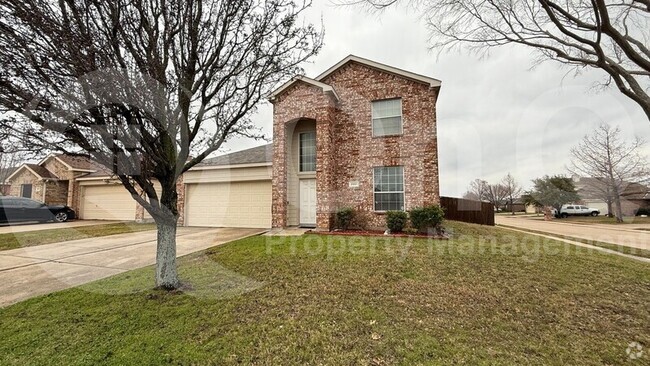 Building Photo - 2001 Gardenia Dr Rental