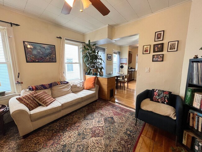 Photo - Beautiful 3 bed. in Somerville....