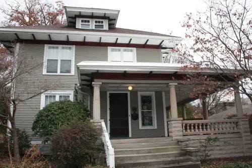 Building Photo - 620 N College Ave