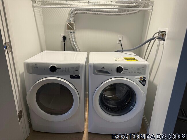 Photo - 55 Brighton Ave Unidad 609