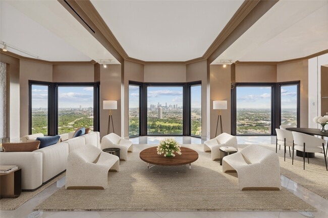 Photo - 2001 Holcombe Blvd