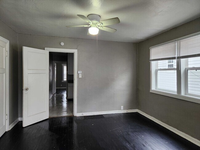 Photo - 1206 Edgemont Ave Unit 1206 Edgemont Ave