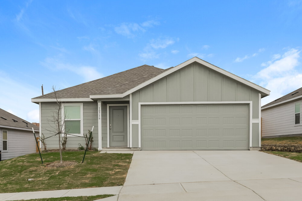 Photo - 10716 Gun Barrel St