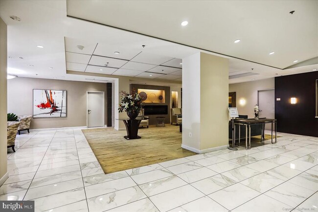 Photo - 5101 River Rd Unidad 1702