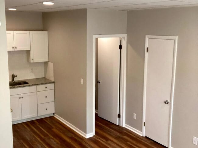 Photo - 81 E Broad St Unidad 1