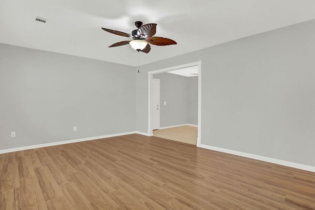 Photo - 3 bedroom 1.5 bath home