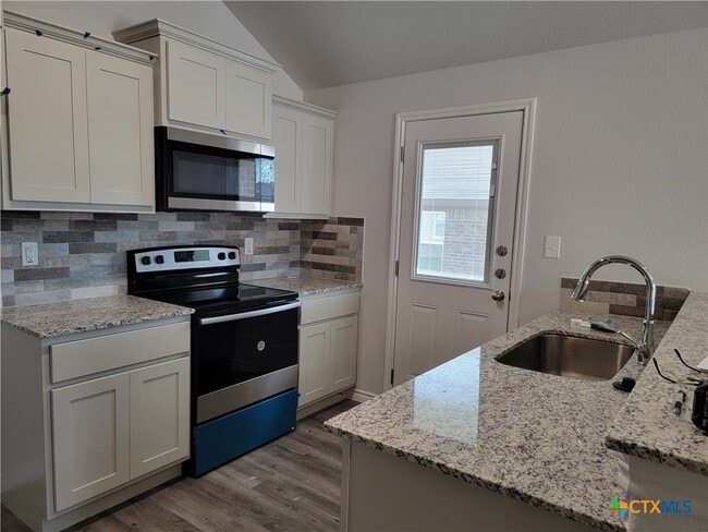 Photo - 122 Wind Ridge Dr