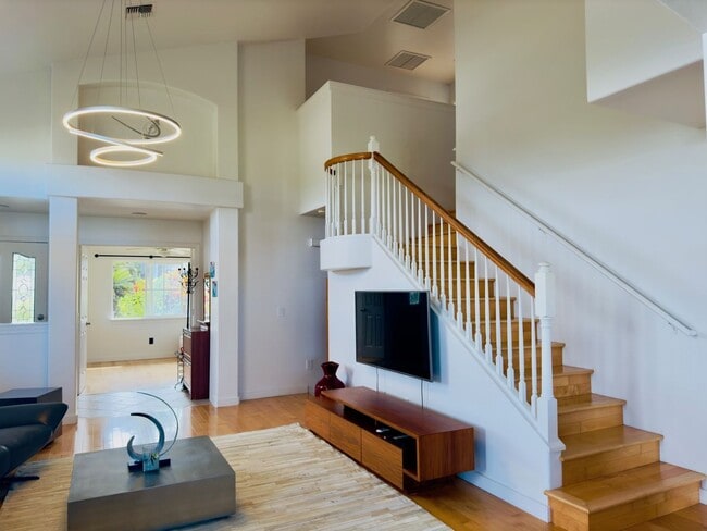 Photo - Islands & Bluffs, Maui Lani – Furnished 4-Bedroom, 3-Bath Home