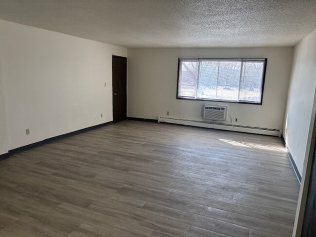 Photo - 168 Morningside Dr