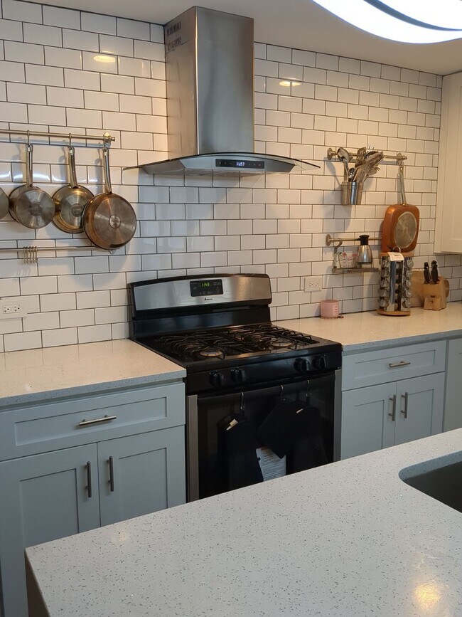 Photo - 4134 W 19th St
