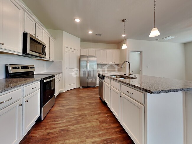 Photo - 1031 Tan Tara Trl