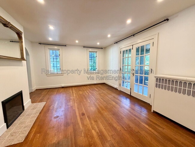 Photo - 152 Gordon St