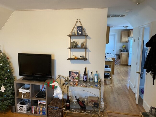 Photo - 15 Sargent Ave Unidad 3