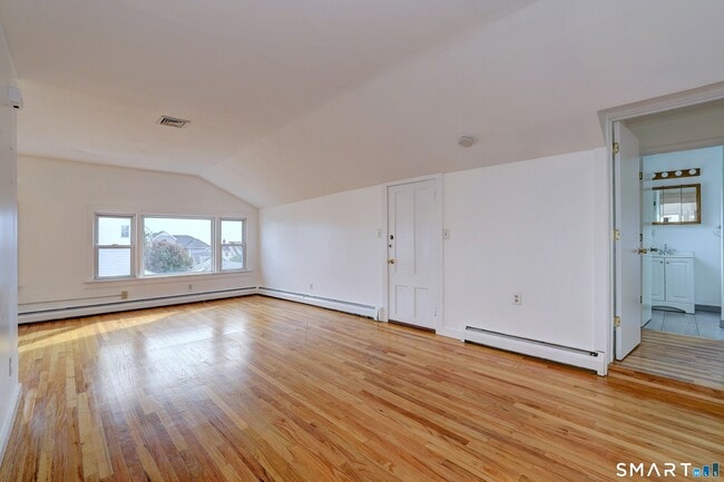 83 Hawley Ave Unit 2