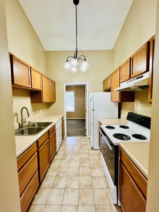 Laurel Brook Community