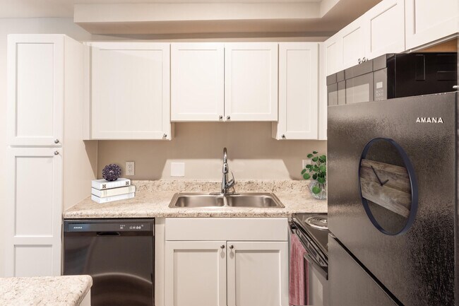 Photo - Sterling Heights Apartments by Callio Properties