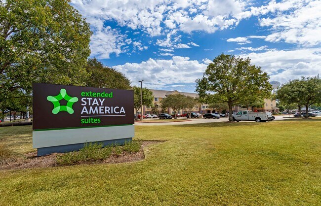Furnished Studio-Houston - NASA - Johnson Space Center