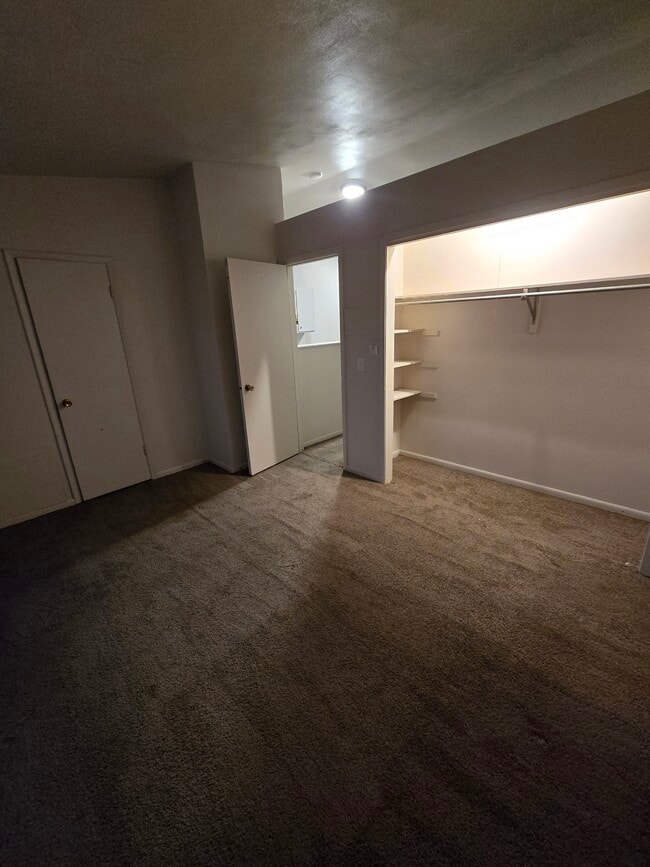 Photo - Lincoln unit 808