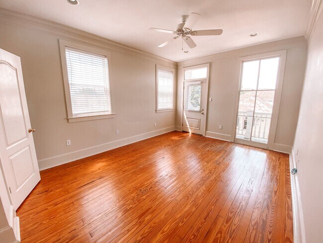 Photo - 6050 Laurel St Unit B