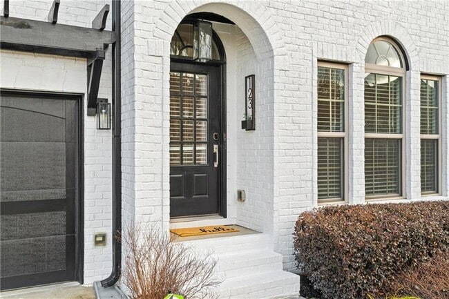 Photo - 123 Marlow Dr