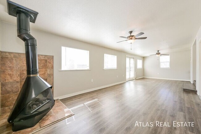 Photo - 15876 E Cornell Pl