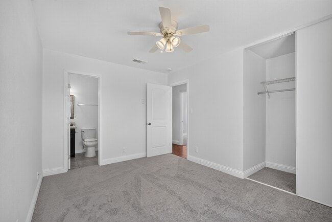 Photo - 2045 Larsen Ct
