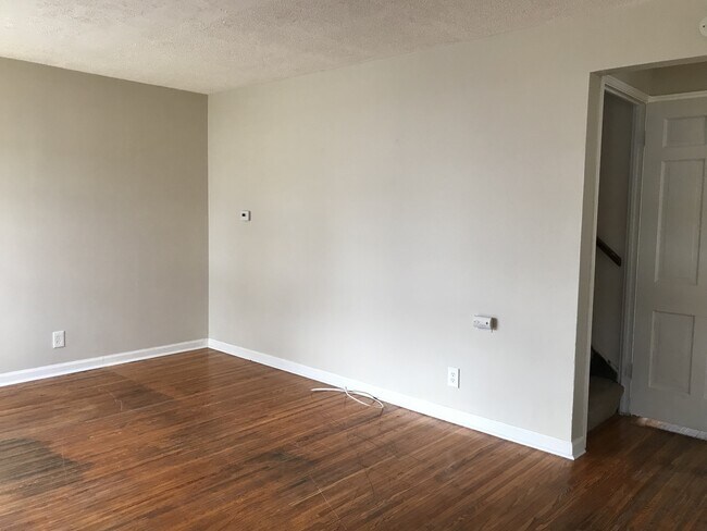 Photo - CALL TODAY TO RENT YOUR HOME SWEET HOME !!!