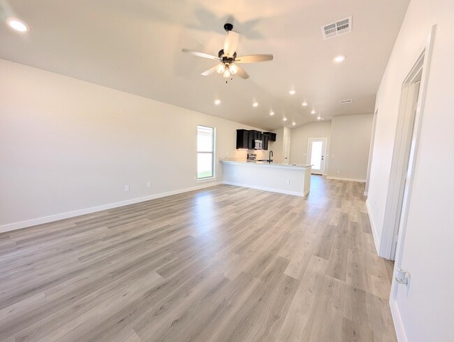 Photo - 3220 Cottonwood Ave