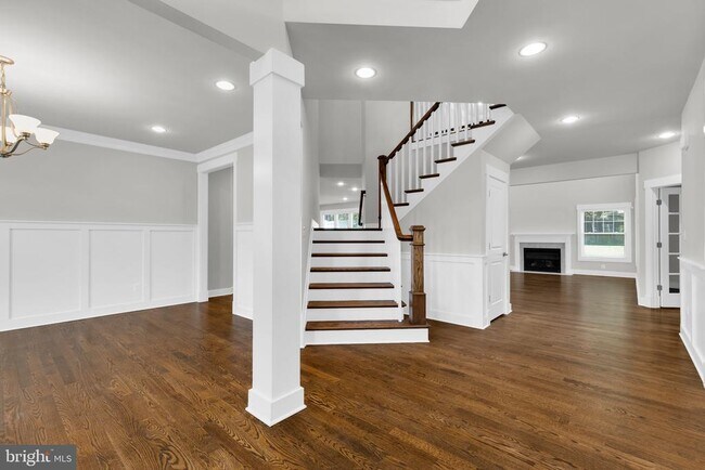 Photo - 2233 N Underwood St