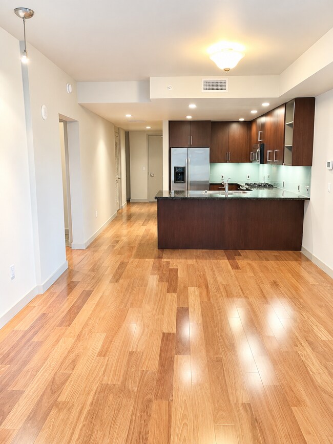 910 Lenora St Unidad S302