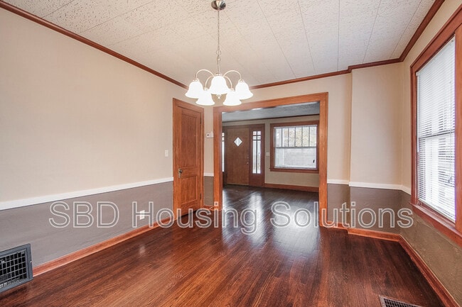 Photo - 1804 S Overton Ave