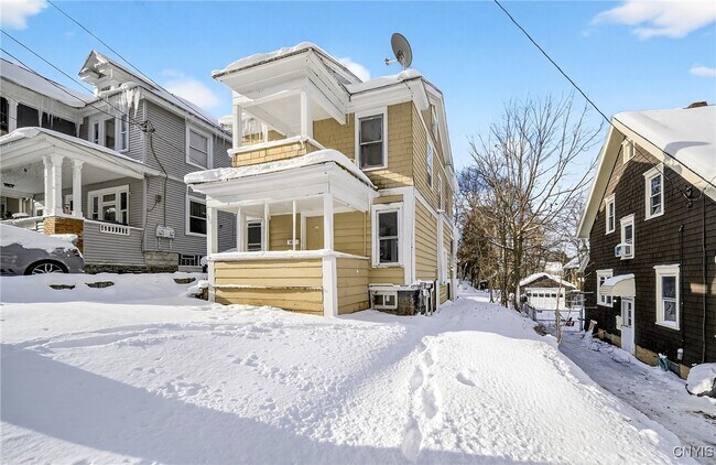 Photo - 162 Reed Ave