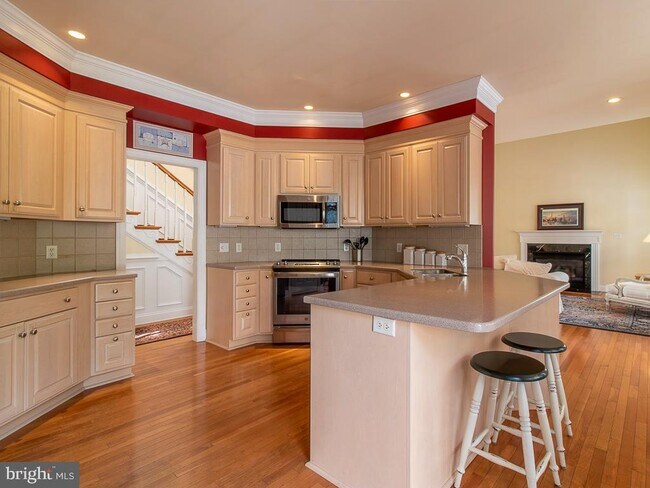 Photo - 10 Wellington Pl