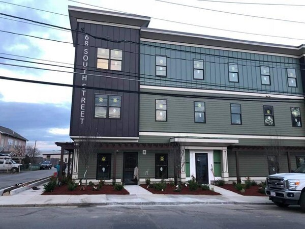 Building Photo - 68 South St Unit 303 Rental