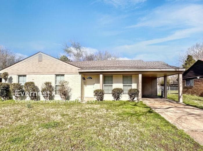 Photo - 2880 Normandy Dr House