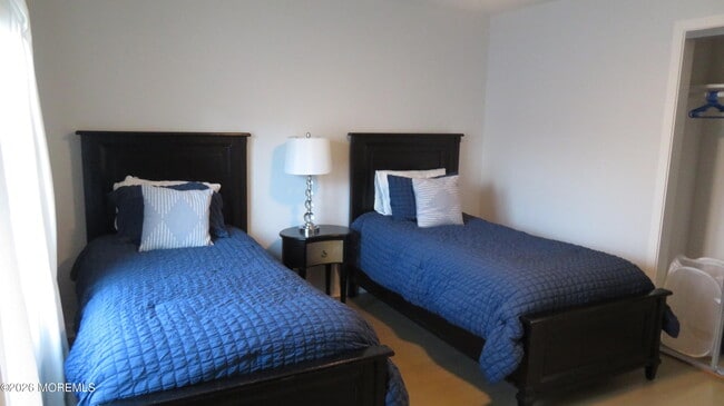 Photo - 165 Sunset Ln