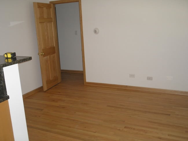 Photo - 313 Elgin Ave Unit 1