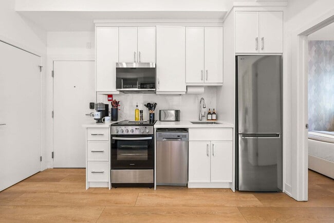 Photo - 168 McCaul St Unit SI ID1066569P