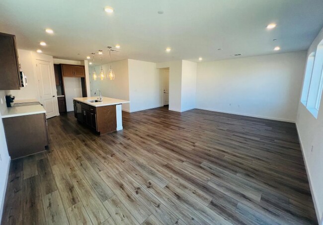 Photo - 3303 Mesa Oak St