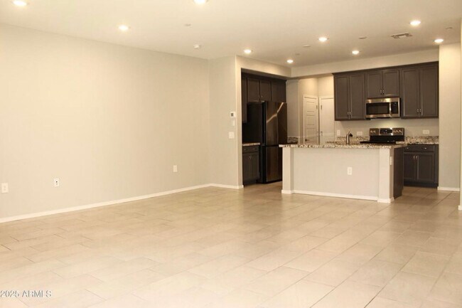 Photo - 2625 S Peppertree Dr