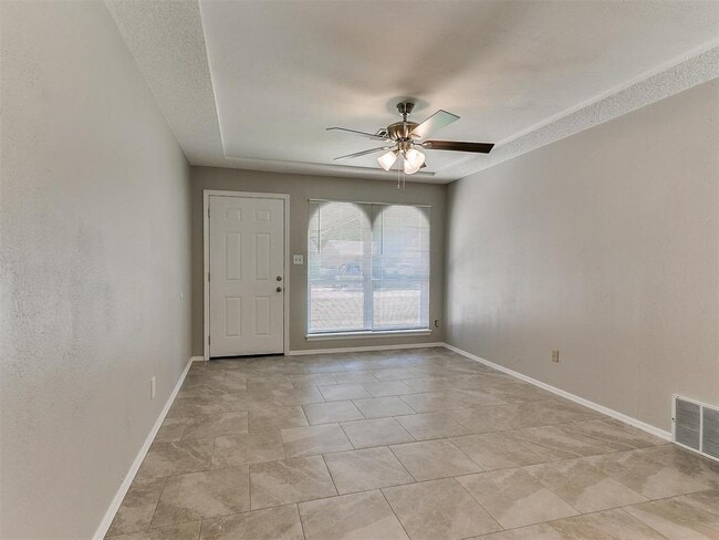 Photo - 1608 Canterbury St