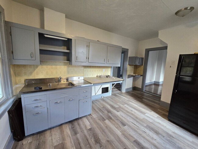 Photo - mad5865 Unit 5867