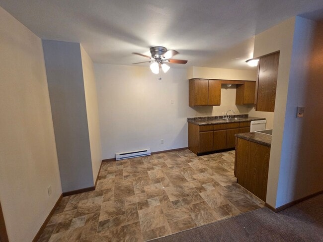 Photo - 1925 Sylvan Way Unit 7