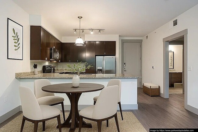 Photo - 3109 Douglas Ave Unidad 342