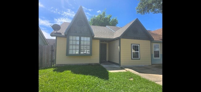 Photo - 3 Bedroom 1.5 Baths