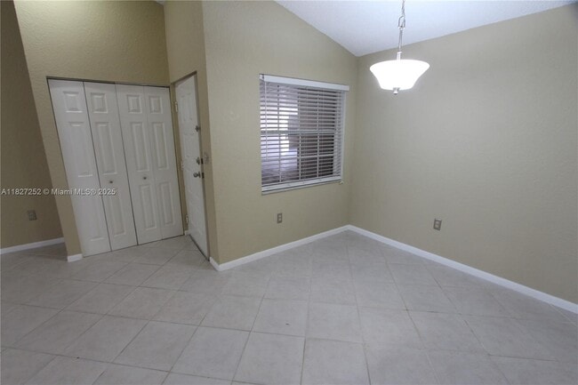 Photo - 2881 N Oakland Forest Dr Unit 306