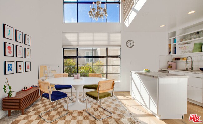 11645 Montana Ave Unit 311