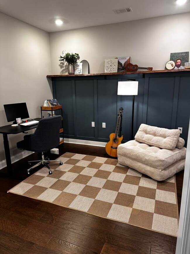 Photo - Shadow Green Neighborhood in Franklin