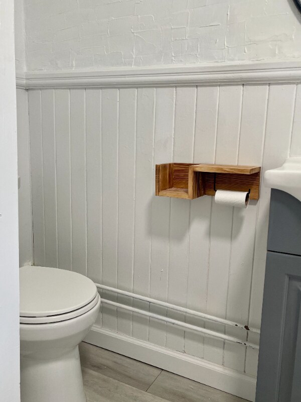 Photo - 462 Main St Unit 2